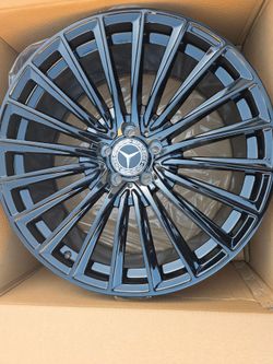 20"new Staggerd Wheels & New Tires For MERCEDES BENZ E300/400