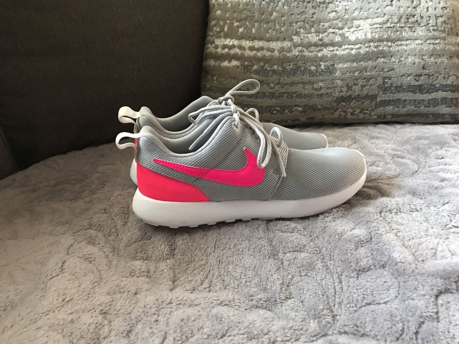 Nike Roshe kids shoes