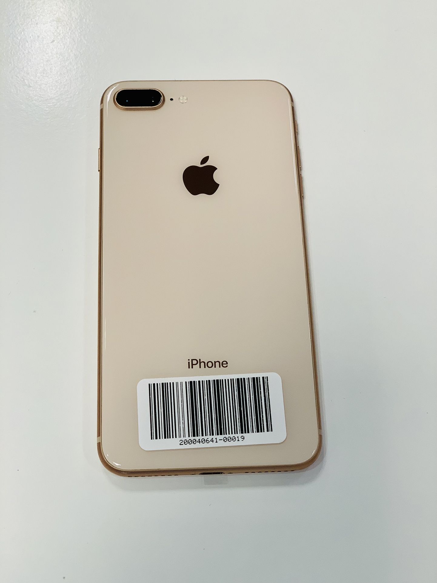 IPhone 8 Plus 64GB Fully unlocked