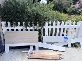 Toddler Extendable Bed to Twin - IKEA Slakt