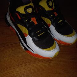 Puma Wild Riders Size 6y or Womens Size 8