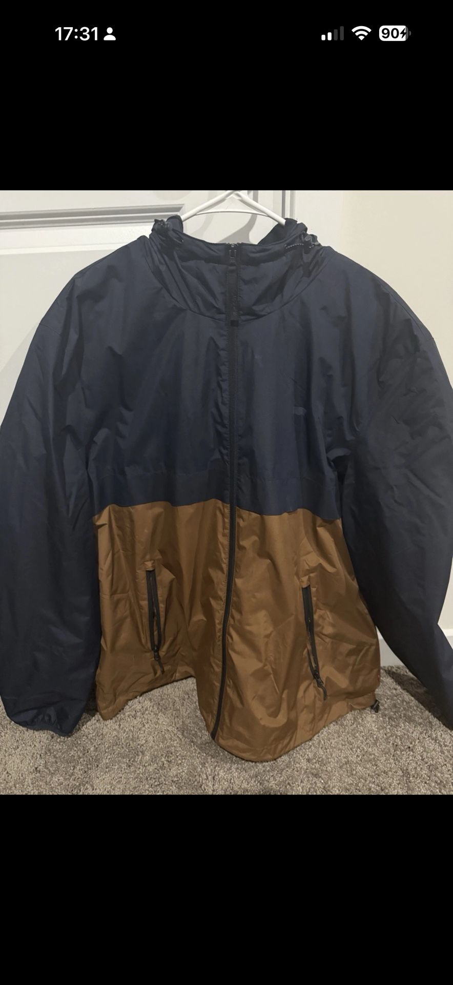 Levi's Men's Hooded Rain Jacket & Windbreaker. 2XL
