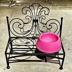 Wrought iron elevated Pet bowl holder