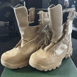 Like New Danner Rivot TFX 8" 400G GTX Desert Boots Insulated Size 11 1/2 Men