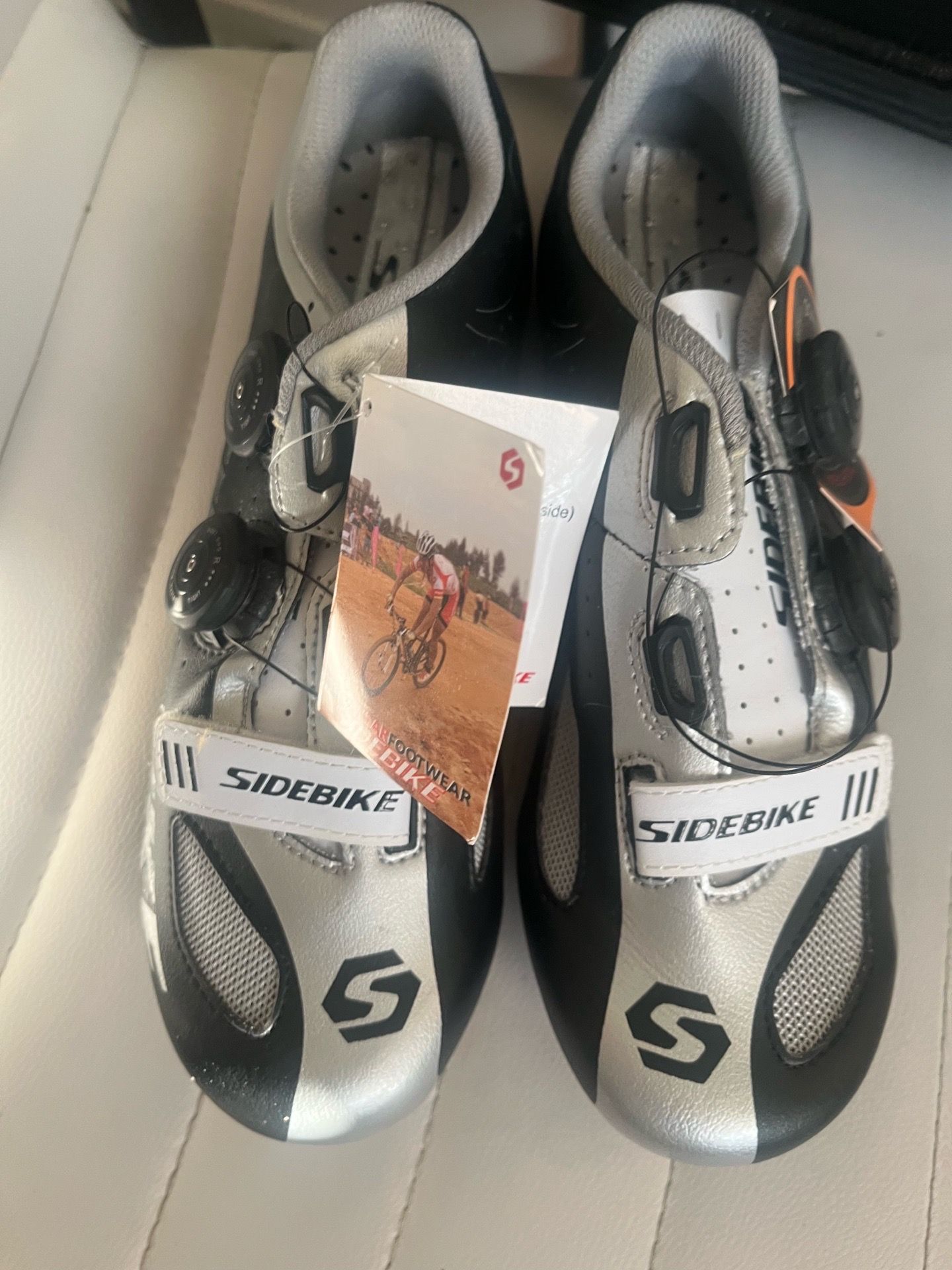 Sidebike SD002 PRO ROAD BIKE Cycling shoes Carbon ultralight Self-locking