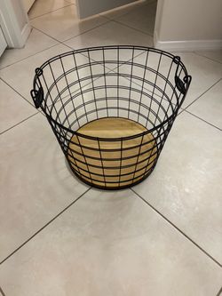 Black Wire Storage Basket with Wood Base