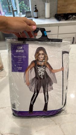 Youth / Kids Halloween Costume Brand New Grim Reaper 