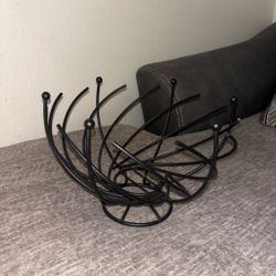 Black Metal Fruit Basket