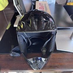 Razor Helmet Size Medium