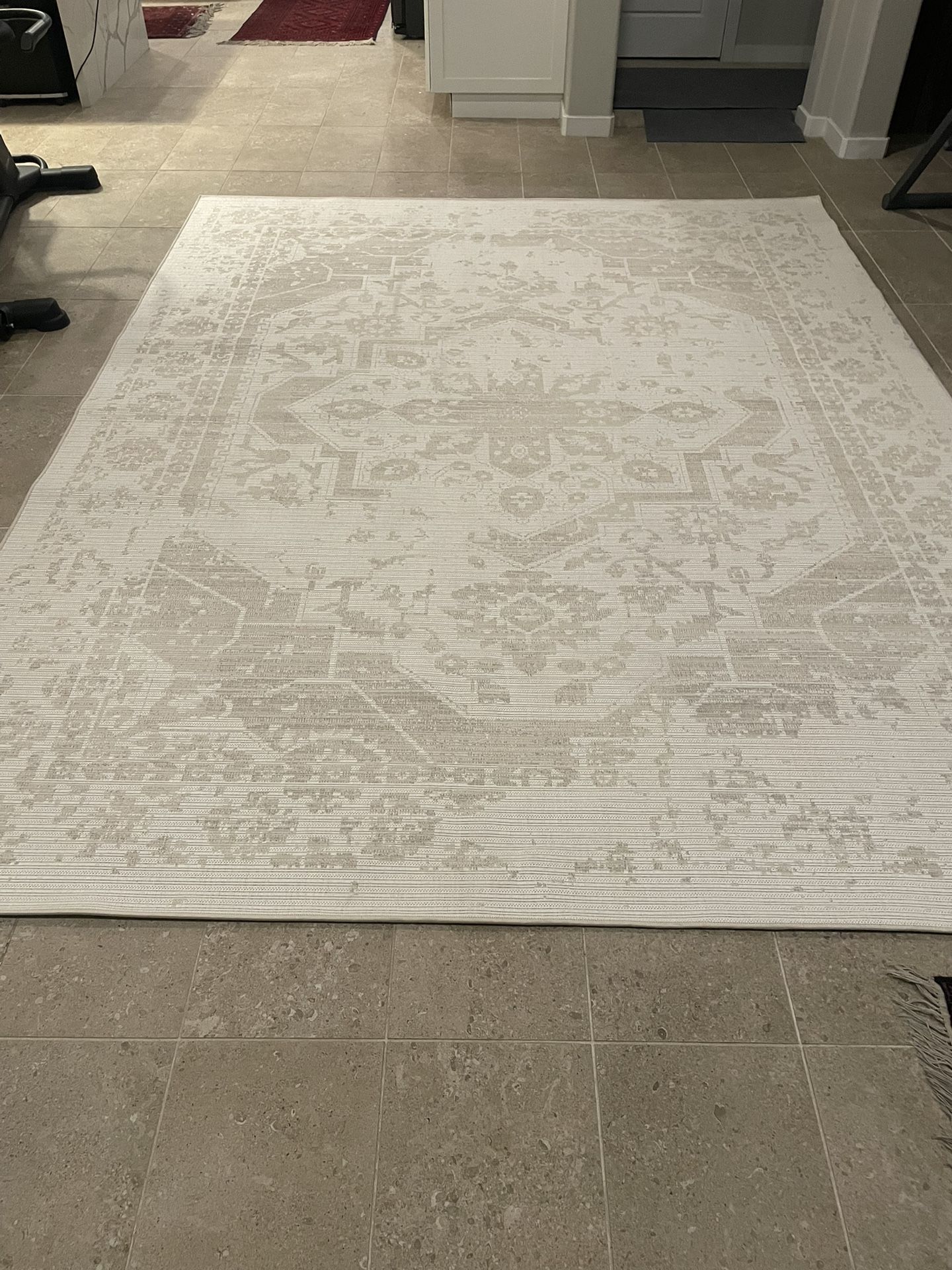 Tahari Outdoor Rug
