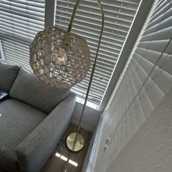 Modern arc floor lamp