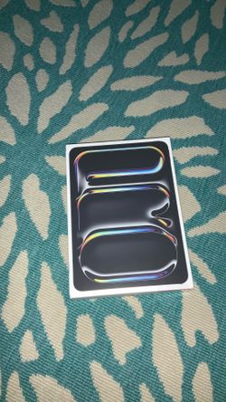 New in unopened box Apple  iPad Pro 11” M4 256 gb black