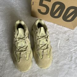 Adidas Yeezy 500 ‘Super Moon Yellow’ 
