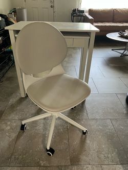 Desk chair