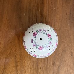 VINTAGE SPICE POMANDER BY ANDRE RICHARD ~ PORCELAIN SCENTOMANDER WITH PINK ROSES