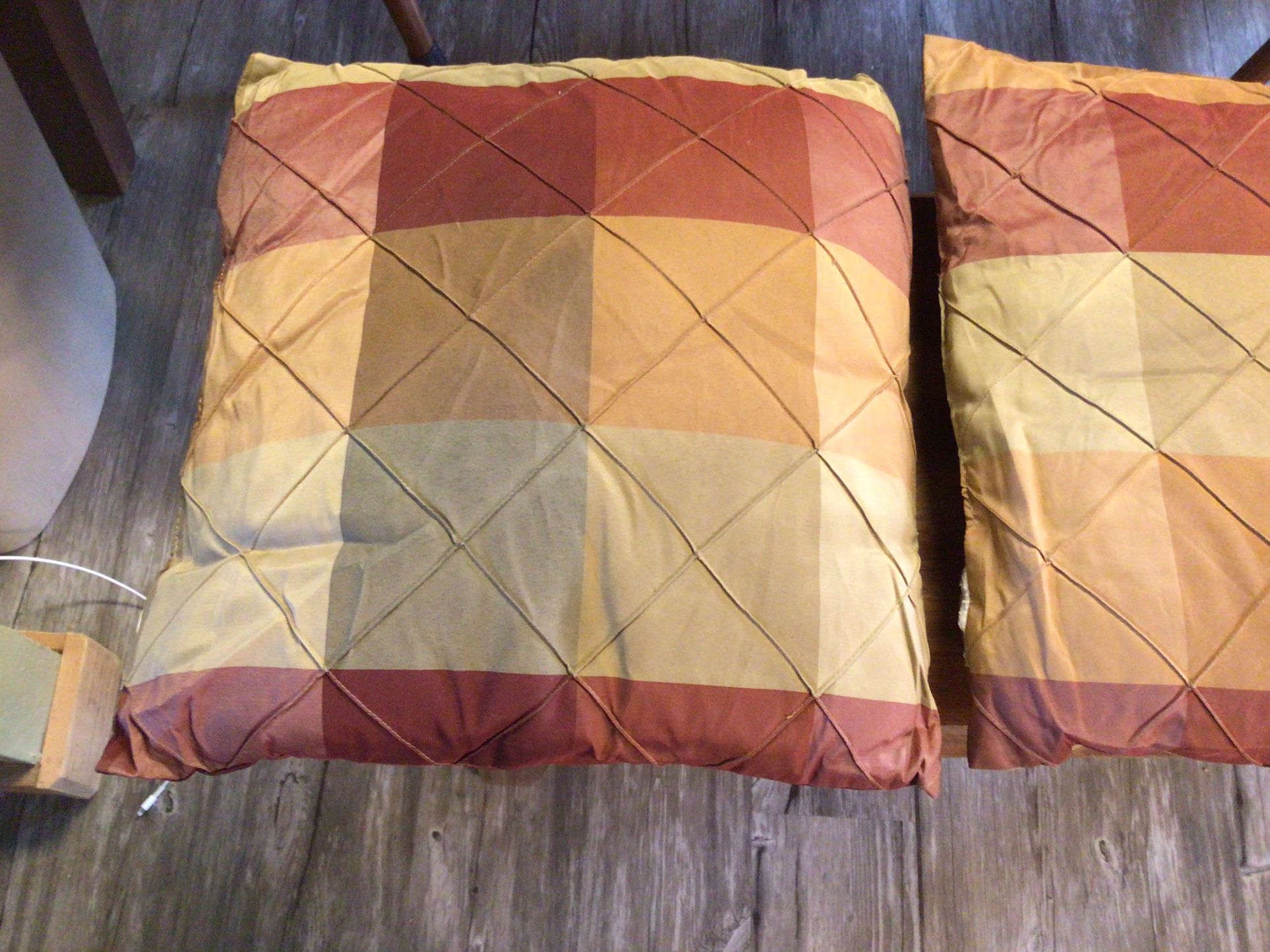 3 Couch Pillows 