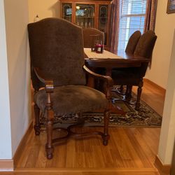 Dining Table And Chairs 