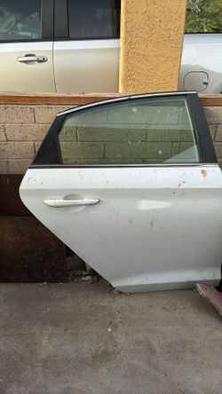 Hyundai passenger door