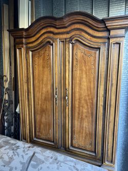 Drexel Heritage Armoire