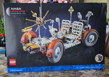 LEGO Technic 42182 NASA Apollo 17 Lunar Roving Vehicle - LRV New! Available!!!