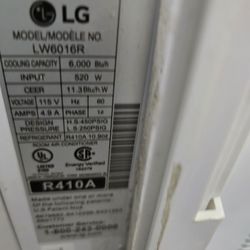  LG 6000BTu Air conditioner, model #LW6061R. 