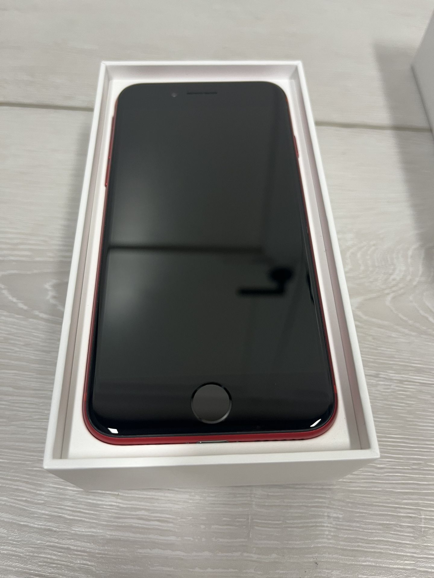 Apple iPhone SE (2nd Gen) (64GB) CRICKET - Red