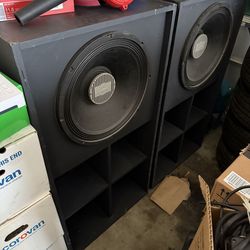 4 custom made speakers
