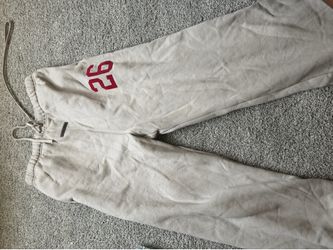 Essential sweatpants men’s medium