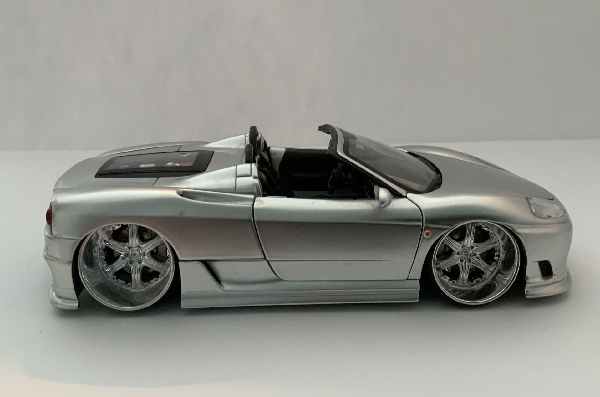 Hot Wheels Dropstars Ferrari 360 Spider 1:24 for Sale in Fort