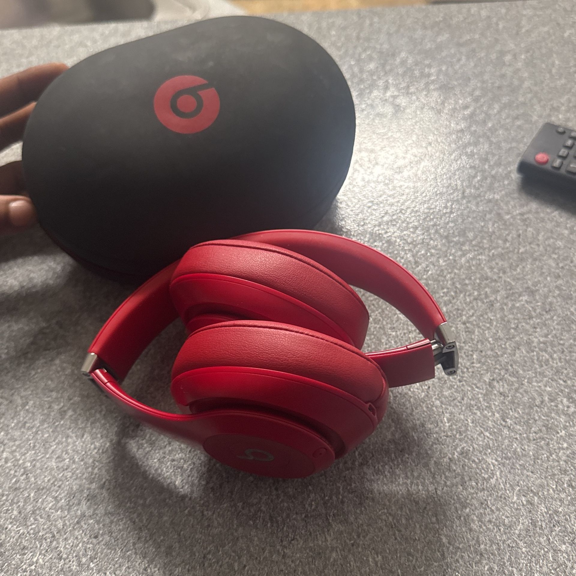 Beats Studio - RED