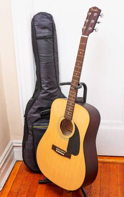 Fender FA100 Acoustic Guitar & Gigbag