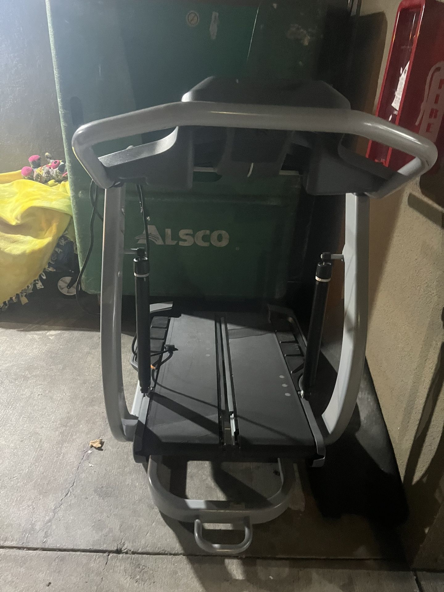 Bow Flex Treadclimber