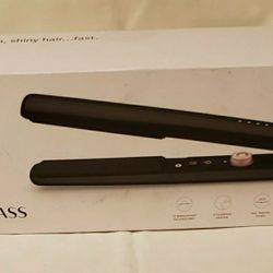 1" STRAIGHTENING  & STYLING IRON T3 SINGLEPASS MODEL#73512