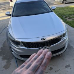 2018 KIA Optima