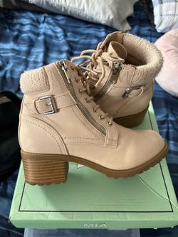 Girls Boots