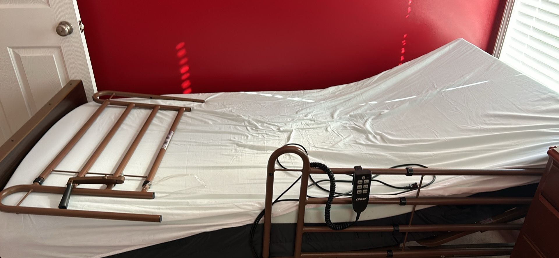 Twin Adjustable Bed
