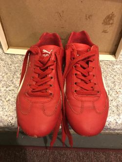 Puma sneakers ladies size 5