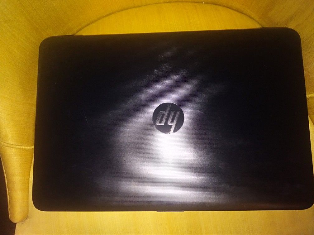 HP NOTEBOOK WITH CASE AND CHARGER