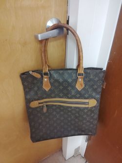 LV Vintage 1970