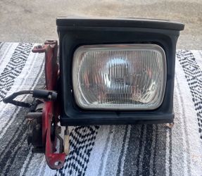 1986 Toyota Corolla AE86 OEM Pop Up Headlight Assembly with Motor