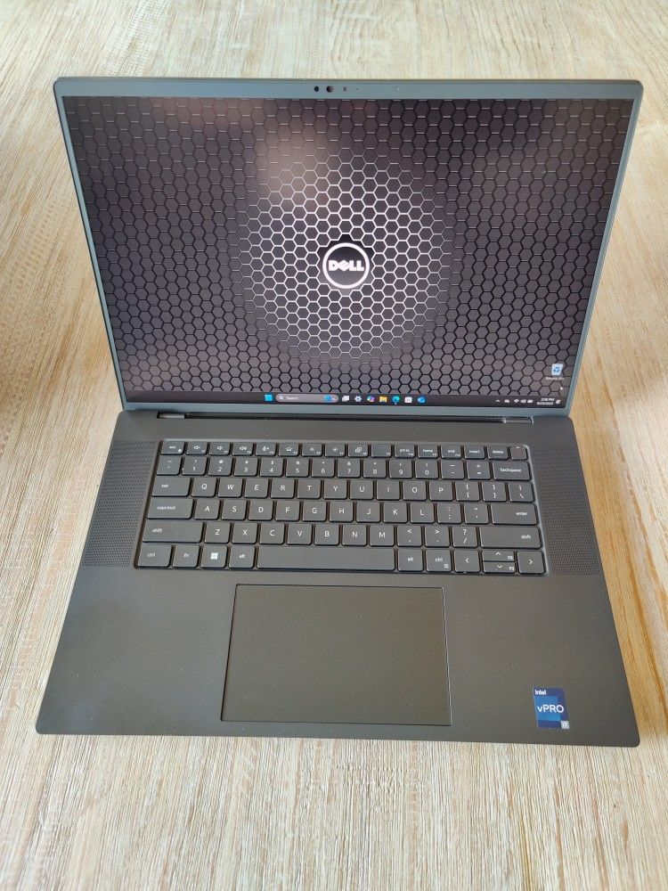 Dell Precision 5680 Workstation Laptop