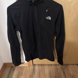 North Face 1/2 Zip