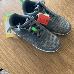 New Haskell Sneakers Size 7 Ladies