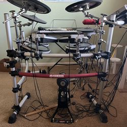 Yamaha DTXTREME IIs Electronic Drum Set