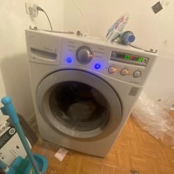 LG Washer And Dryer Set