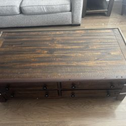 Coffee Table/Side Table 