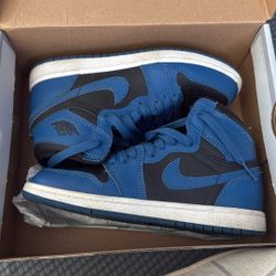 Nike Air Jordan1 Dark Marina Blue Retro Size 4 