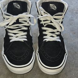 Vans Off The Wall Size 9.5 Black And White Design  751505