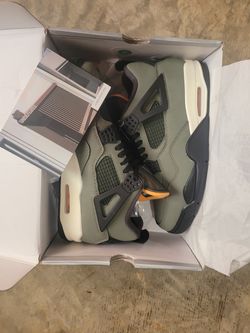 Undefeated Jordan 4's  (Size 11)
