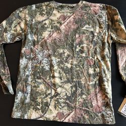 NWT Kings Camo Shirt and Pants